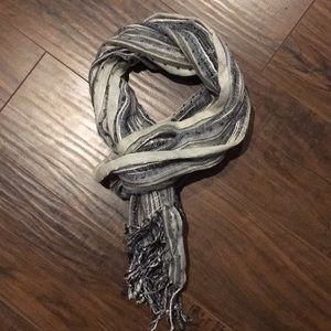 Women’s Scarf